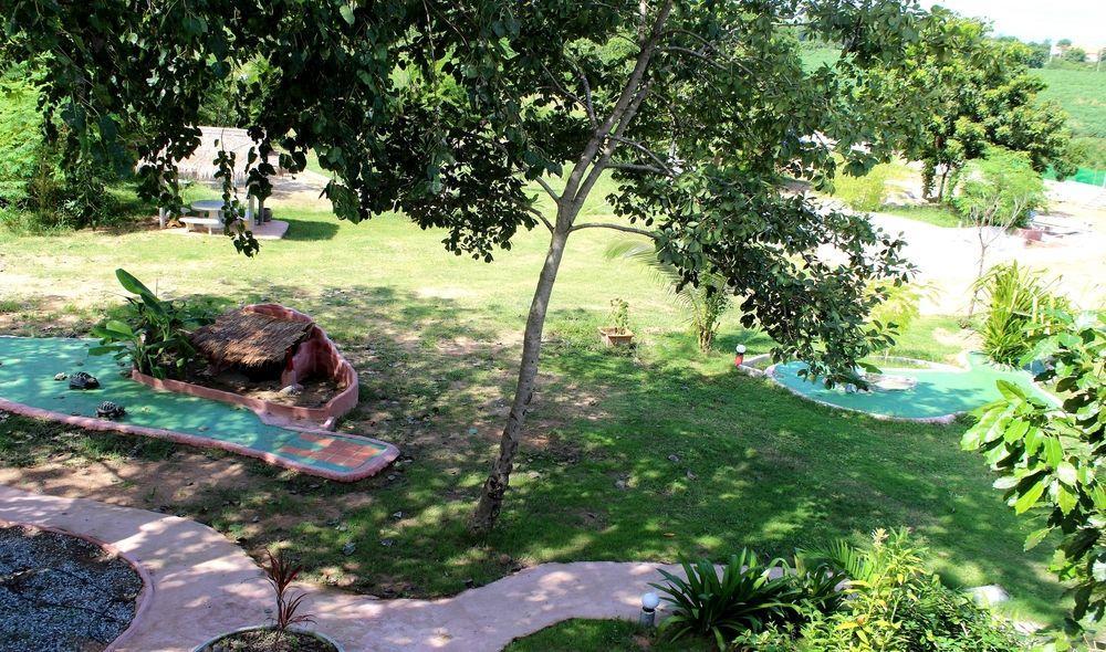 Mirabel Club Resort Pantai Jomtien Luaran gambar